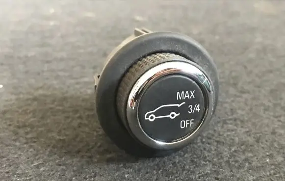 Tailgate opening switch