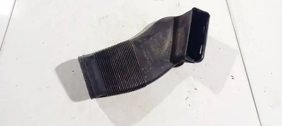 Audi A4 S4 B5 8D Air intake hose/pipe 8d0129617