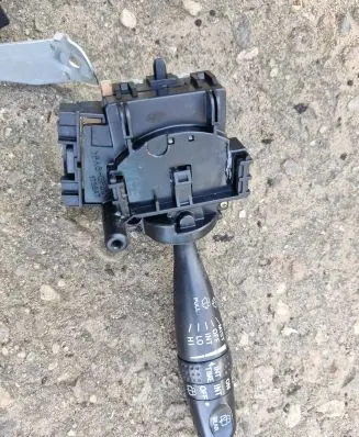 Toyota Corolla Verso E121 Wiper speed switch 