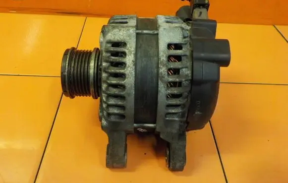 Peugeot 308 Generator/alternator 9678178280 11MB58