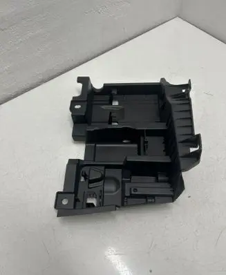 BMW 3 F30 F35 F31 Battery box tray cover/lid 51477239176