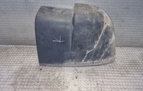 Rear bumper corner part panel trim