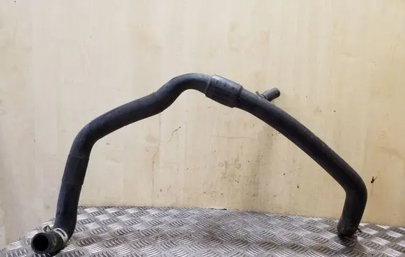 Volkswagen Transporter - Caravelle T4 Engine coolant pipe/hose 074121101H