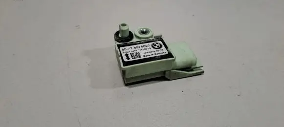 BMW 5 E60 E61 Airbag deployment crash/impact sensor 6978822