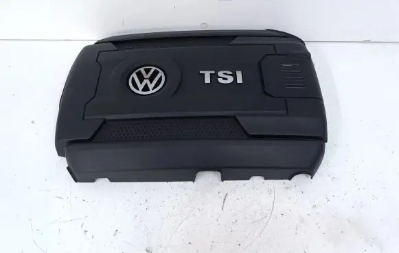 Volkswagen Jetta VI Engine cover (trim)