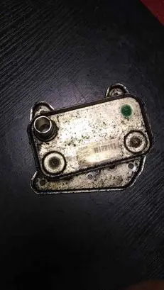 Mercedes-Benz Sprinter W901 W902 W903 W904 Engine oil radiator 6111880301