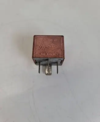 Renault Master II Other relay 8200308271