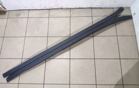 Volvo XC60 Roof transverse bars on the 