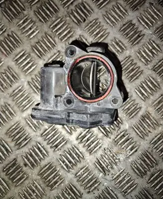 Opel Vivaro Throttle valve A2C84198300