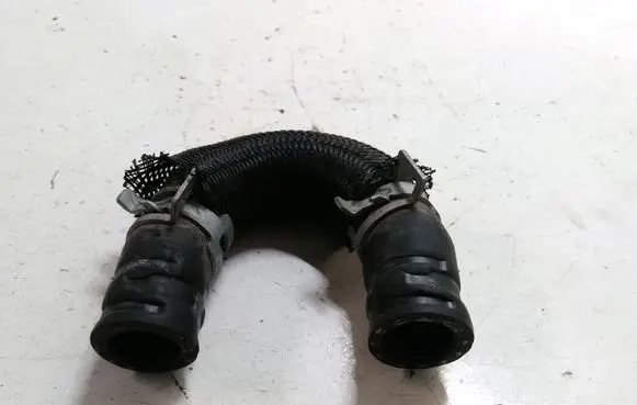 Toyota Land Cruiser (J150) Engine coolant pipe/hose