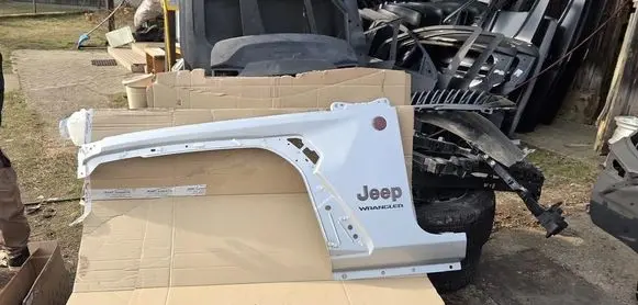 Jeep Gladiator Fender 68281943AA