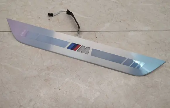 BMW 8 G16 Front sill trim cover 51478077338 8077338