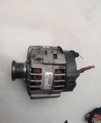 Opel Vivaro Generator/alternator