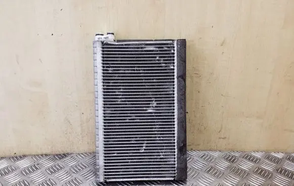 Air conditioning (A/C) radiator (interior)