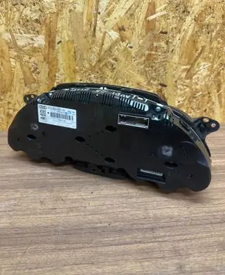 Audi A5 Sportback 8TA Speedometer (instrument cluster) 8T0920931M AUDHHX55H0AA