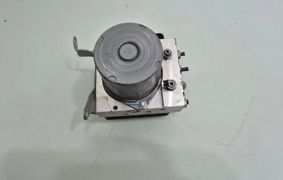 BMW X1 E84 ABS Pump 6795186