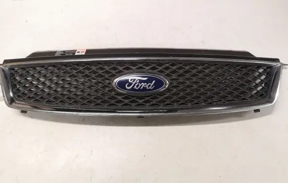 Ford Focus C-MAX Front bumper upper radiator grill 3M51R8138 3M51R8200
