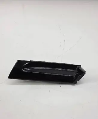 Dashboard glove box trim