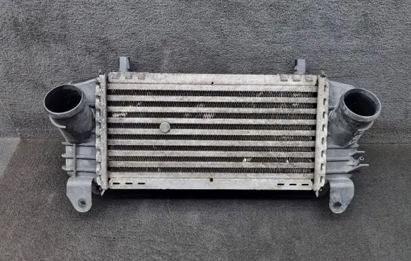 Audi A2 Intercooler radiator 8Z0145805F