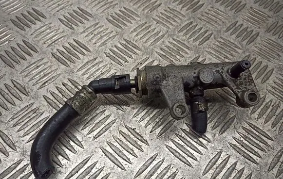 Opel Vectra C Fuel distributor FGP55203803