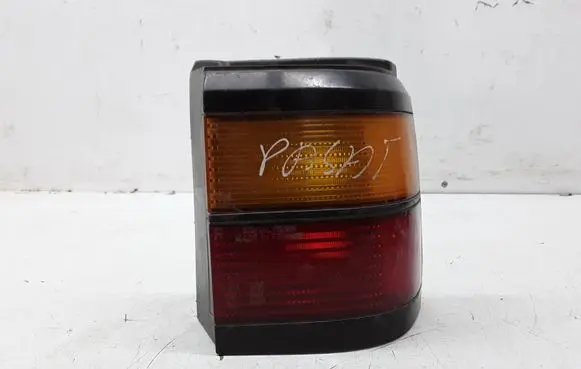 Volkswagen PASSAT B3 Rear/tail lights 333945112