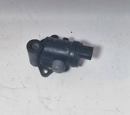Subaru Legacy Intake manifold valve actuator/motor 