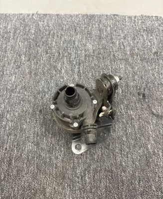 BMW X5 F15 Electric auxiliary coolant/water pump 0392023222 9384196