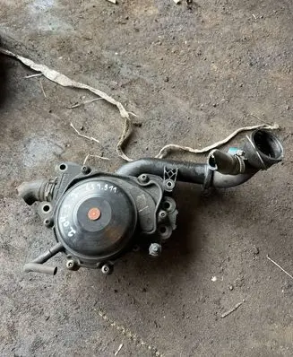 Mercedes-Benz Sprinter W906 Water pump A65120001