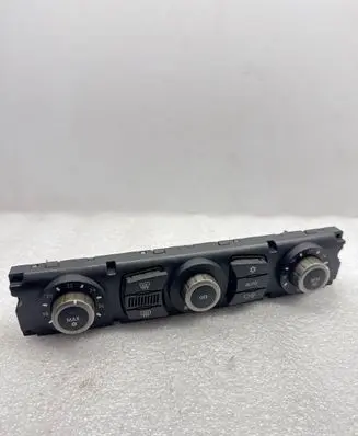 BMW 5 E60 E61 Climate control unit 6942684