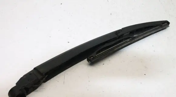 Toyota Corolla Verso E121 Rear wiper blade arm
