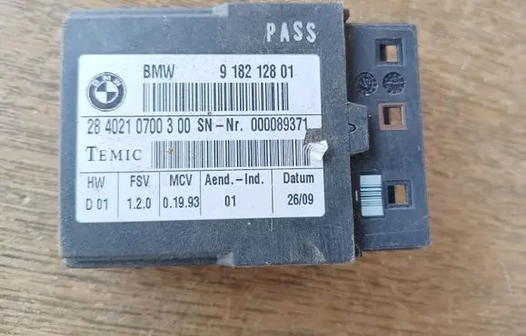 BMW 5 E60 E61 Seat control module 918212801 2840210700300 000089371