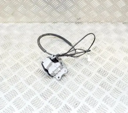 BMW i3 Rear door lock 7291032