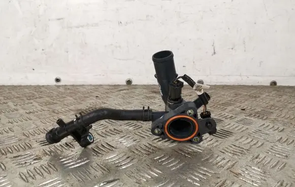 Toyota C-HR I Engine coolant pipe/hose 8212512610