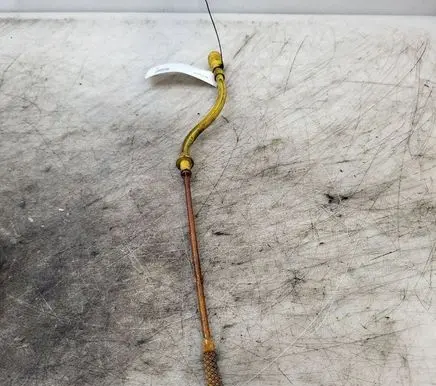 Renault Clio III Oil level dip stick