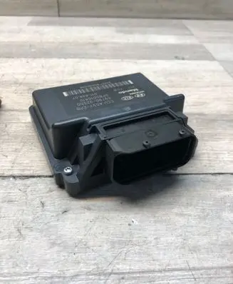 Hyundai i40 Central body control module 597903Z550 01084807 EP80010410