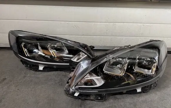 Ford Kuga III Headlights/headlamps set LV4B13E015CA LV4B13E014CA