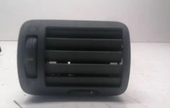 Volkswagen PASSAT B5.5 Dash center air vent grill 3B0819704D