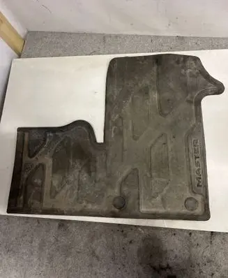 Renault Master III Front floor mat 7711427551 7711426008 93165539