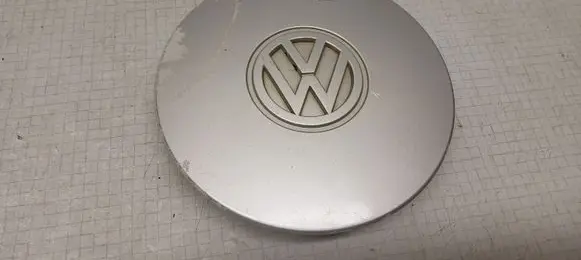 Volkswagen Golf III Original wheel cap 1H0601149H