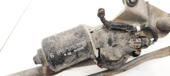 Toyota Avensis Verso Wiper motor 8511044100 85110-44100