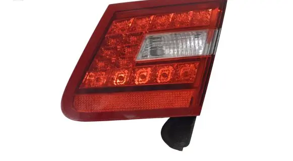 Mercedes-Benz E C207 W207 Tailgate rear/tail lights A2078200464