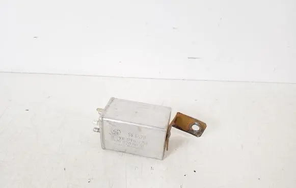Mercedes-Benz SL R107 Other relay A1078200010