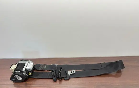 Dodge Journey Front seatbelt 609067700C 1EC00P1EC00XDVAA
