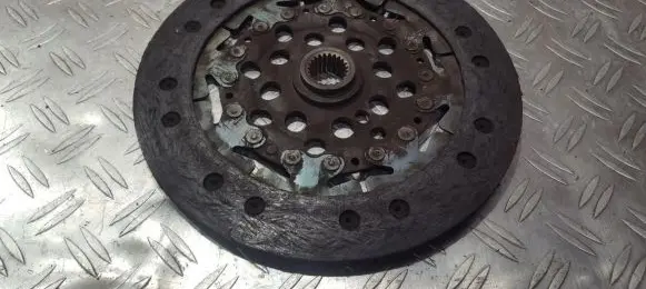 Jaguar X-Type Clutch pressure plate 