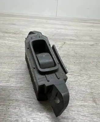 Subaru Legacy Electric window control switch 94263 0505