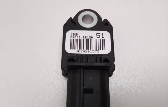 Toyota Auris E180 Airbag deployment crash/impact sensor 8983102130