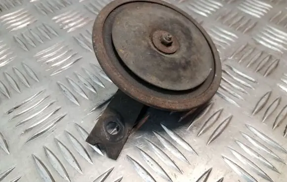Mitsubishi Pajero Horn signal