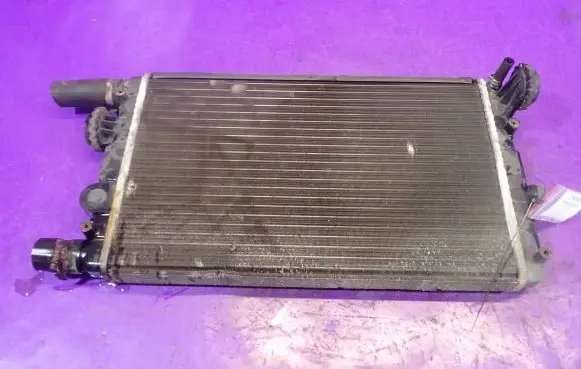 Coolant radiator