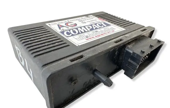 Audi 80 90 S2 B4 LP gas control unit module 67R015765 110005766
