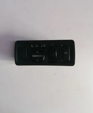 Toyota Avensis T250 Wing mirror switch